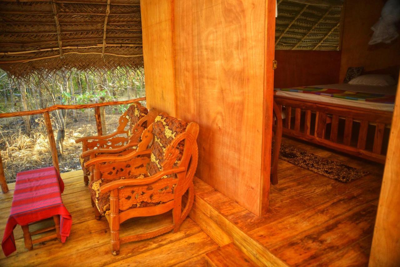 Pidurangala View Treehouse Apartment Сигирия Екстериор снимка