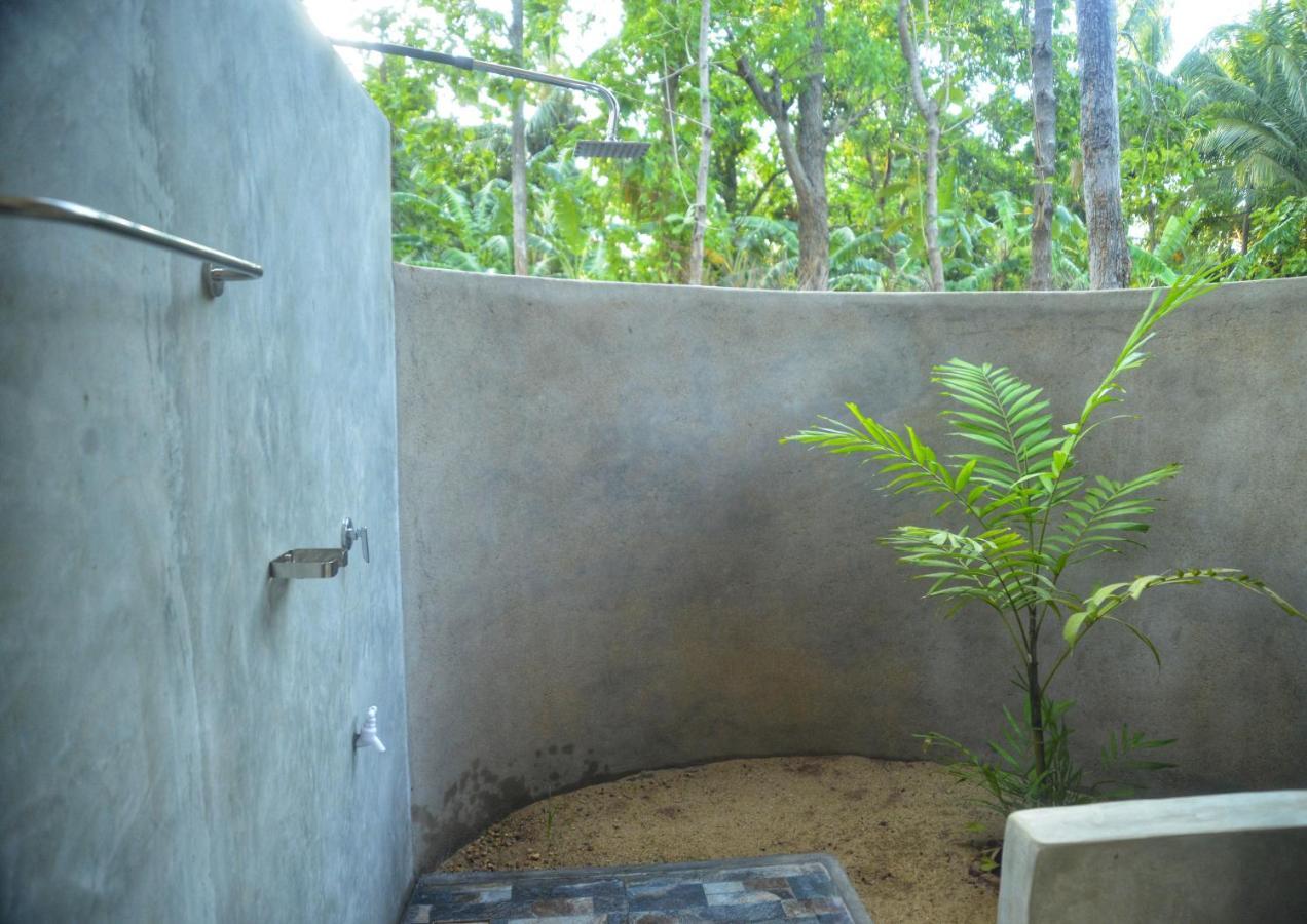 Pidurangala View Treehouse Apartment Сигирия Екстериор снимка